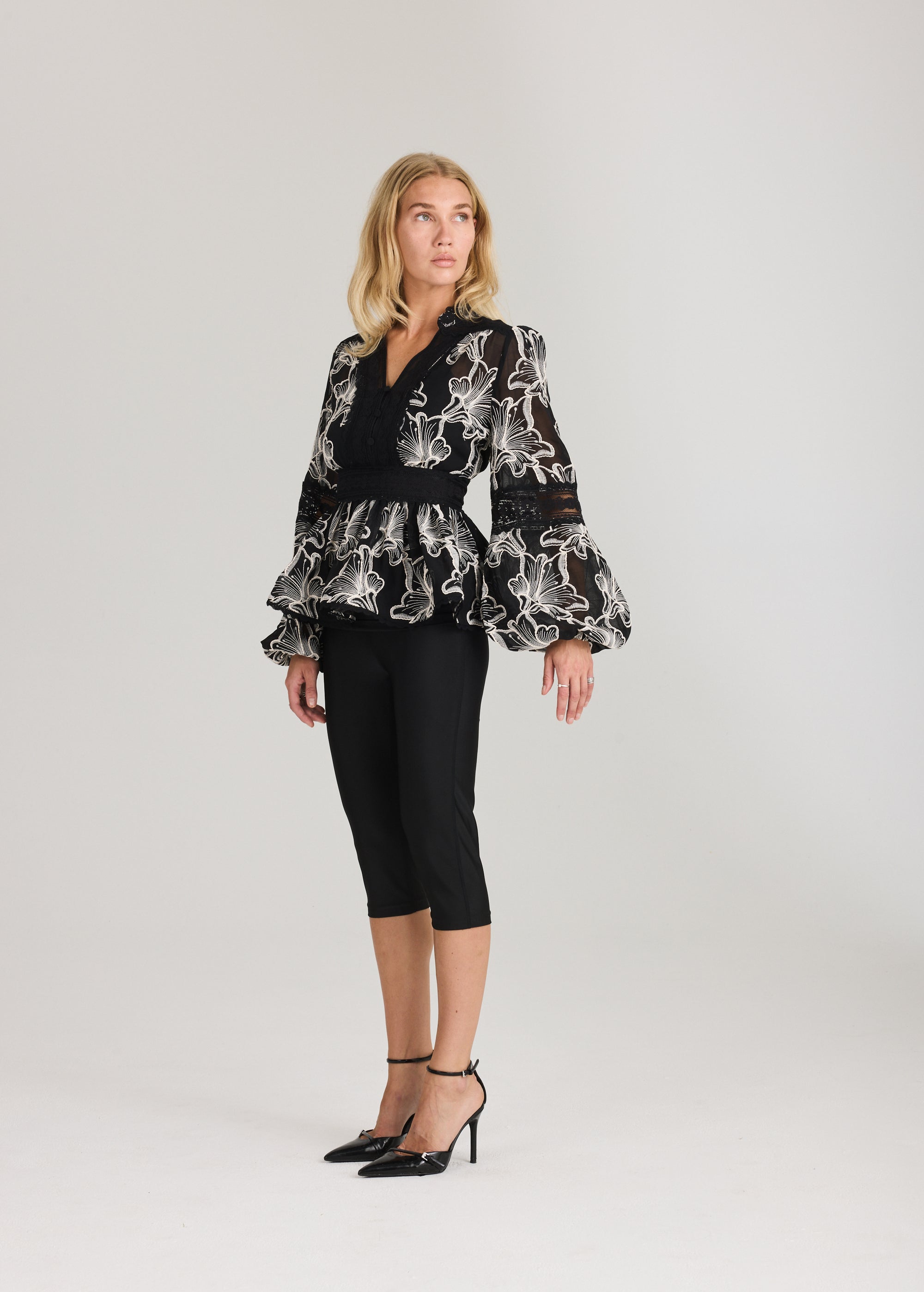 RAVNRAVN Aliah Needle Blouse Blouse Black