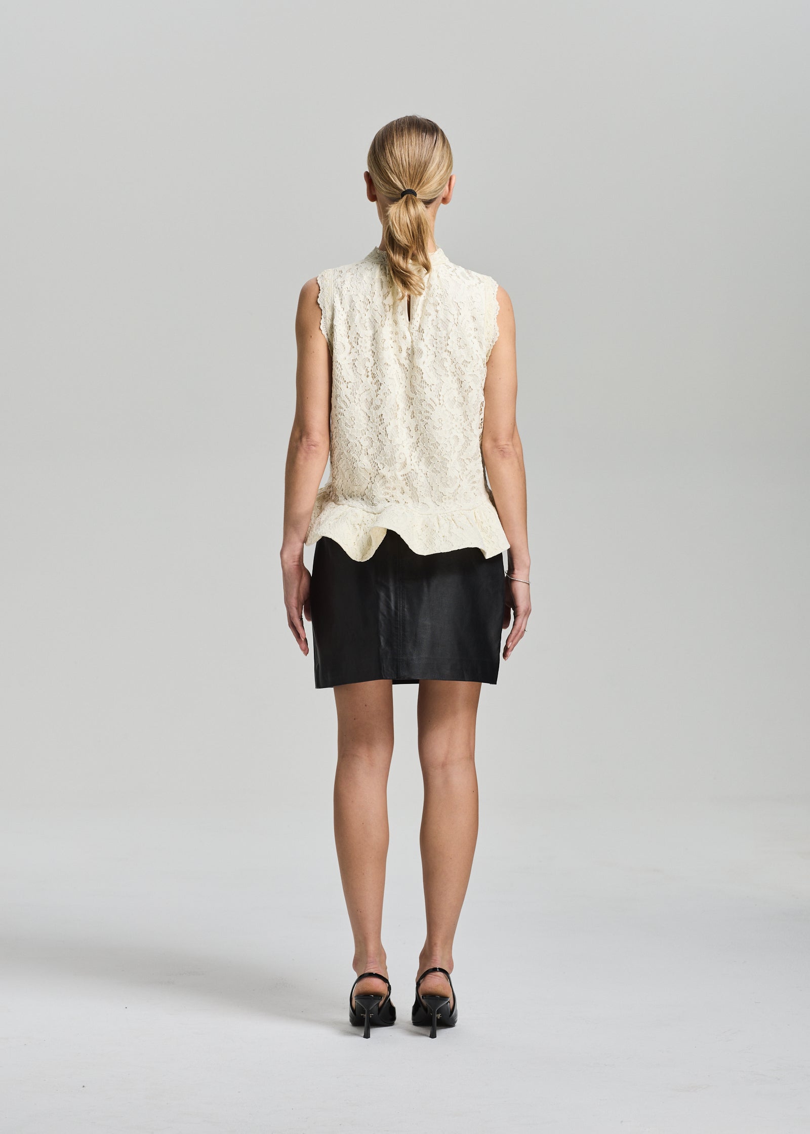 RAVNRAVN Beatrice lace top Top Cream