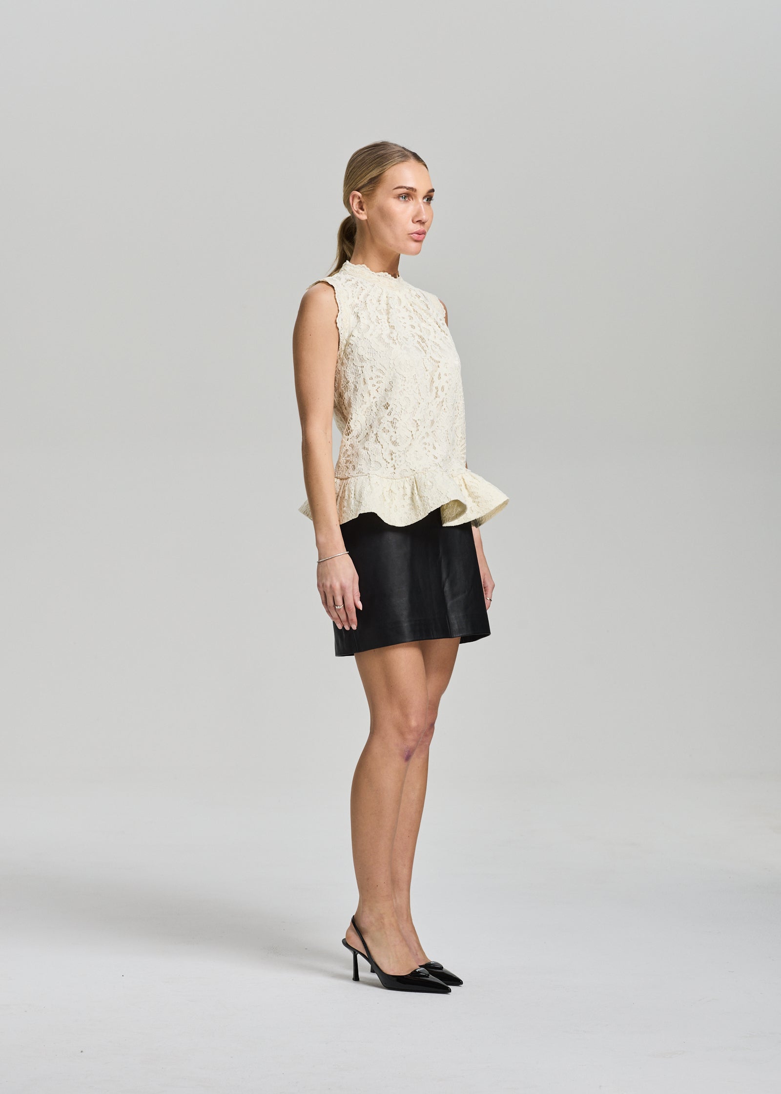 RAVNRAVN Beatrice lace top Top Cream