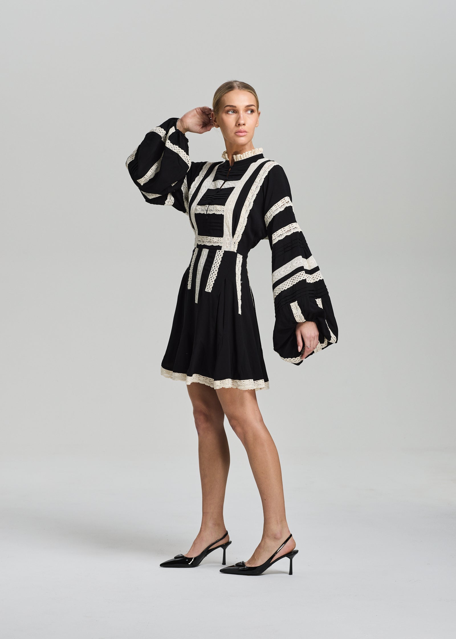 RAVNRAVN LITARV DRESS Dress Black with Ivory